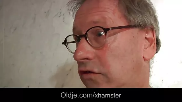 პირში აღება ნაწილი B ანიმე ძაღლი სექსი